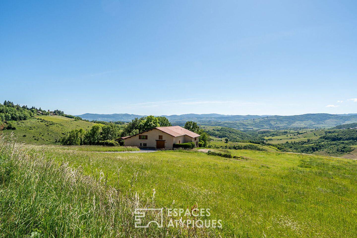 Maison 8 pièces 225 m² · à Val d'Oingt · 225 m² · 490 000 €