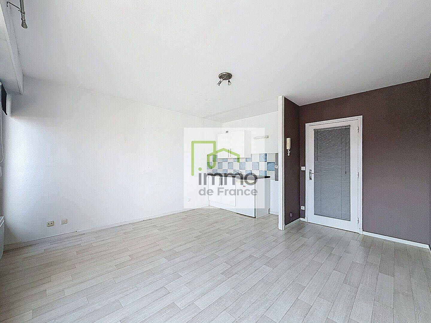 Appartement 1 pièce 25 m² · à Loos · 25,2 m² · 446 €/mois