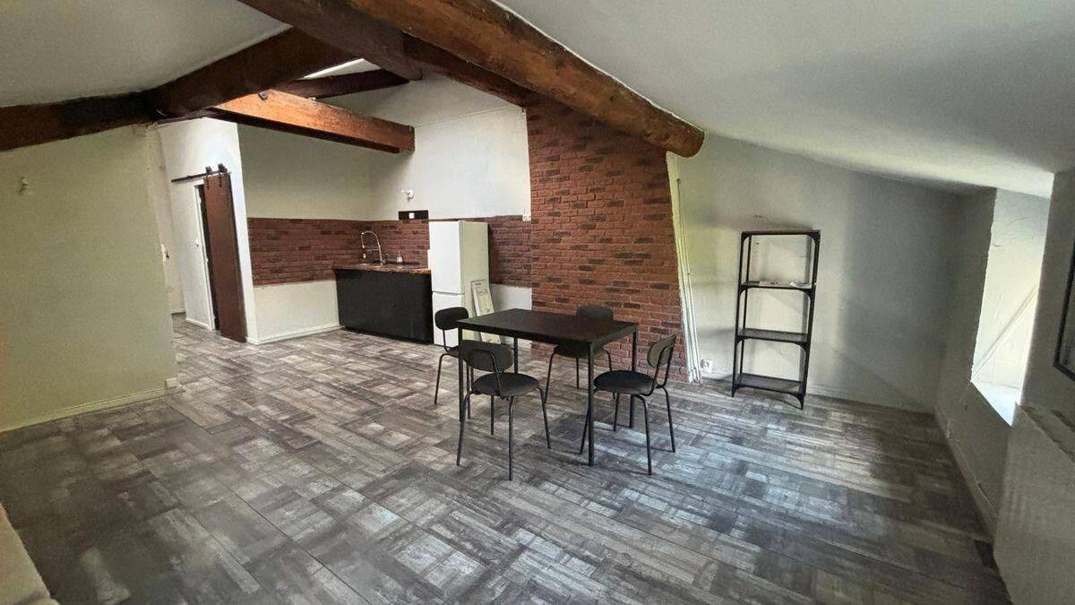 Appartement 2 pièces 42 m² · à Lyon 4ème Arrondissement · 42 m² · 901 €