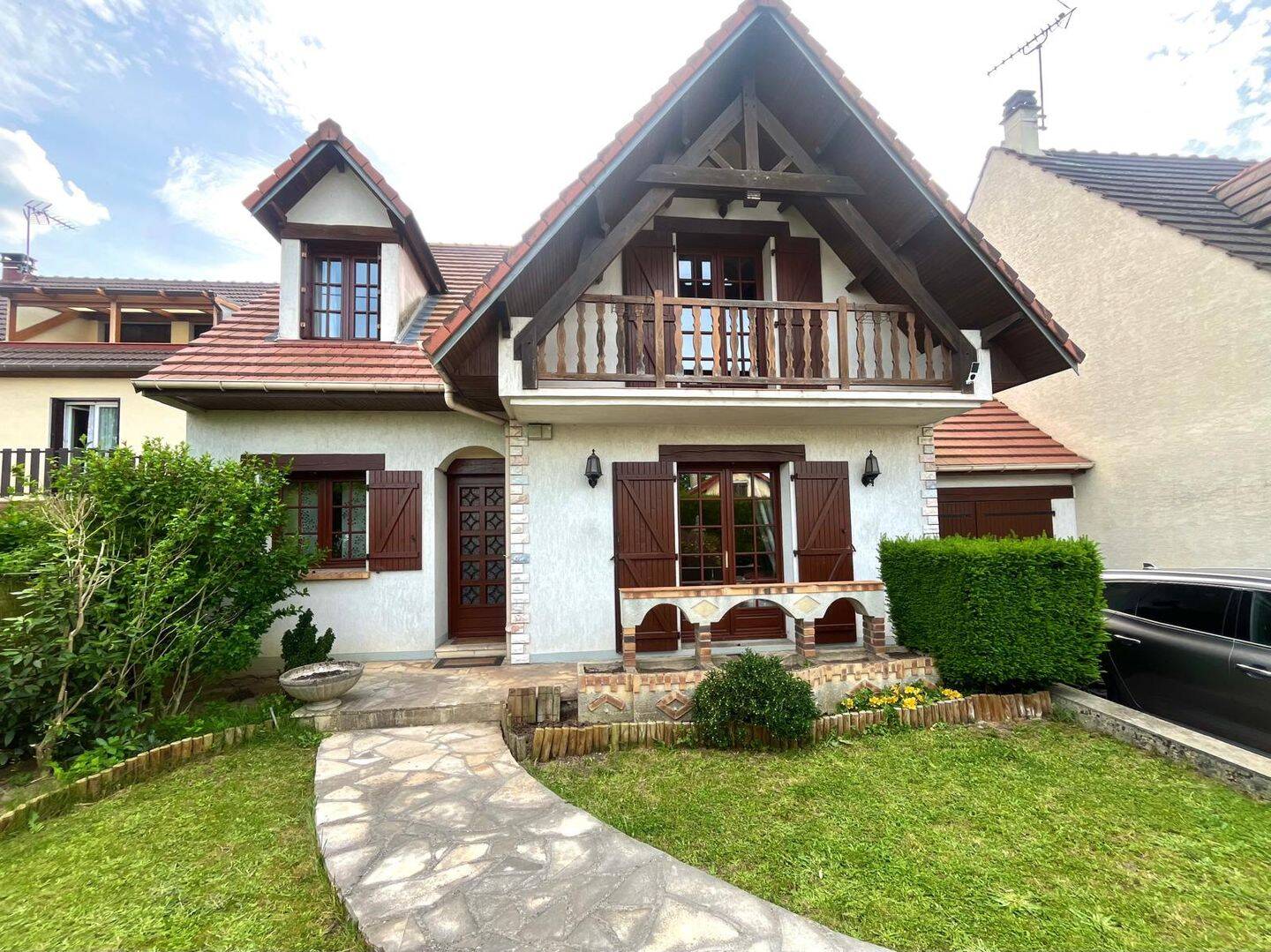 Maison 6 pièces 132 m² · à Tremblay-en-France · 131,5 m² · 369 500 €