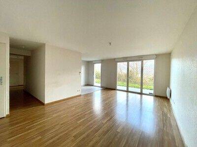 Appartement 3 pièces 72 m² · à Voglans · 71,9 m² · 1 062 €/mois