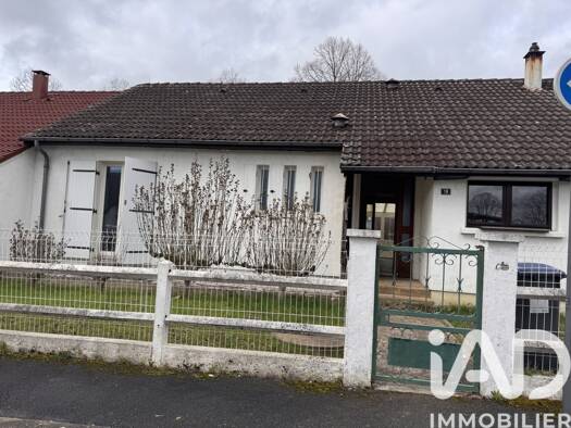 Maison de plain-pied à vendre 198 000 € 4 pièces 2 chambres 85 m² 289 m² de terrain Douets Milletiere Tours 37100