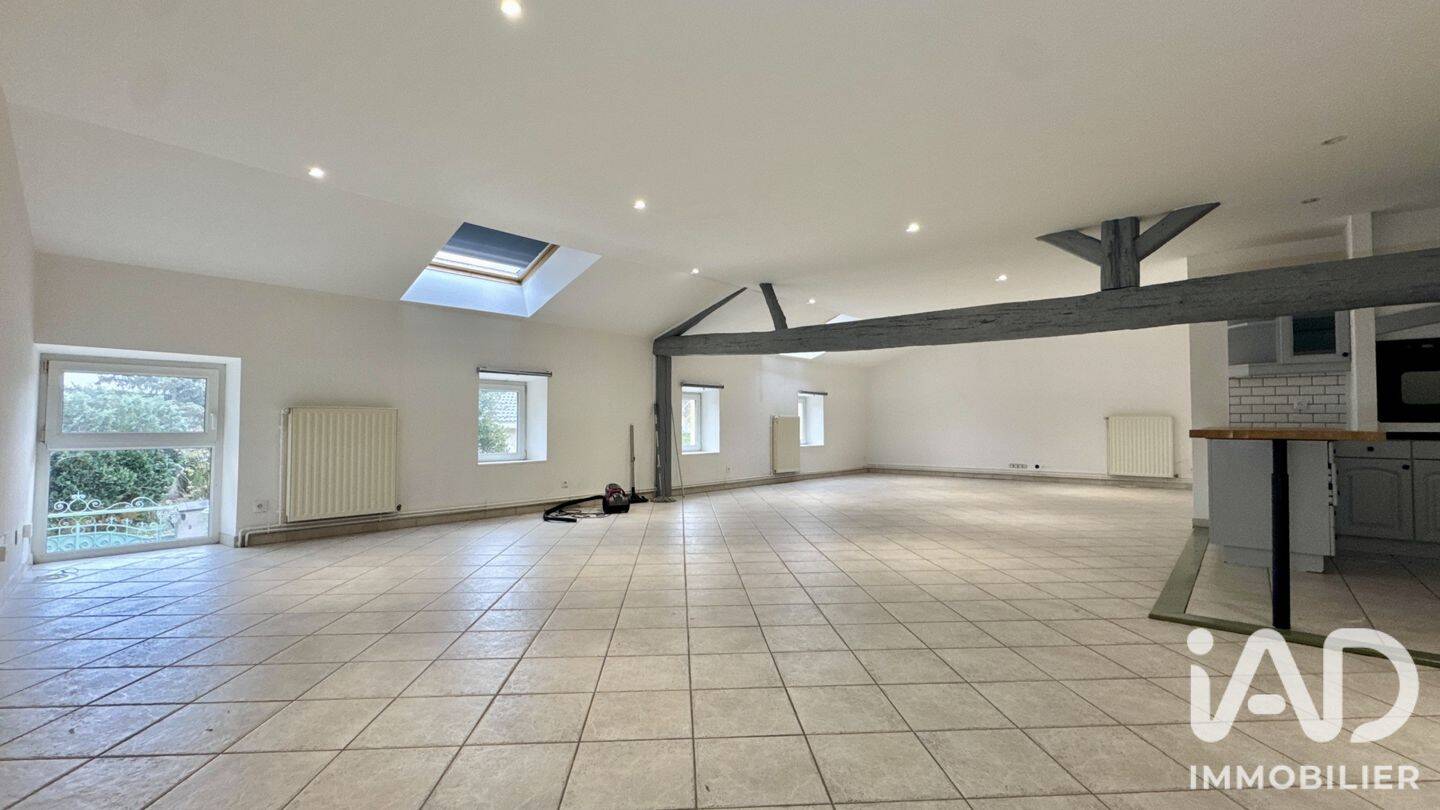 Appartement 5 pièces 154 m² · à Argancy · 154 m² · 1 120 €/mois