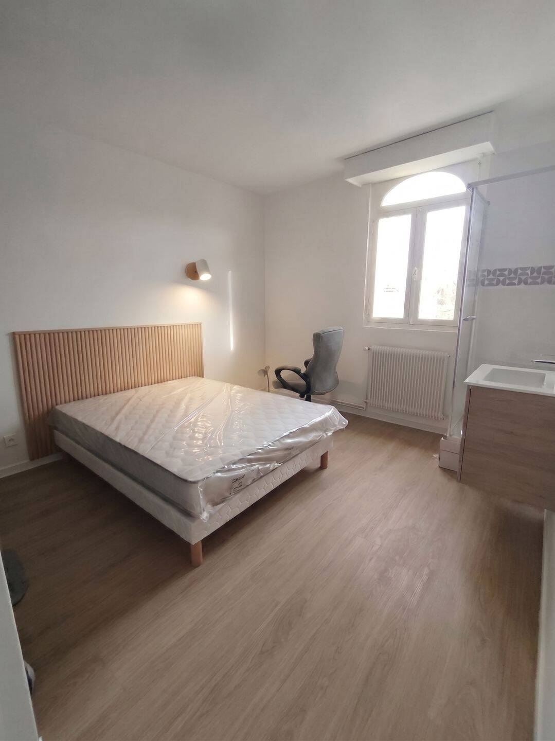 Appartement 1 pièce 13 m² · à Talence · 13 m² · 560 €