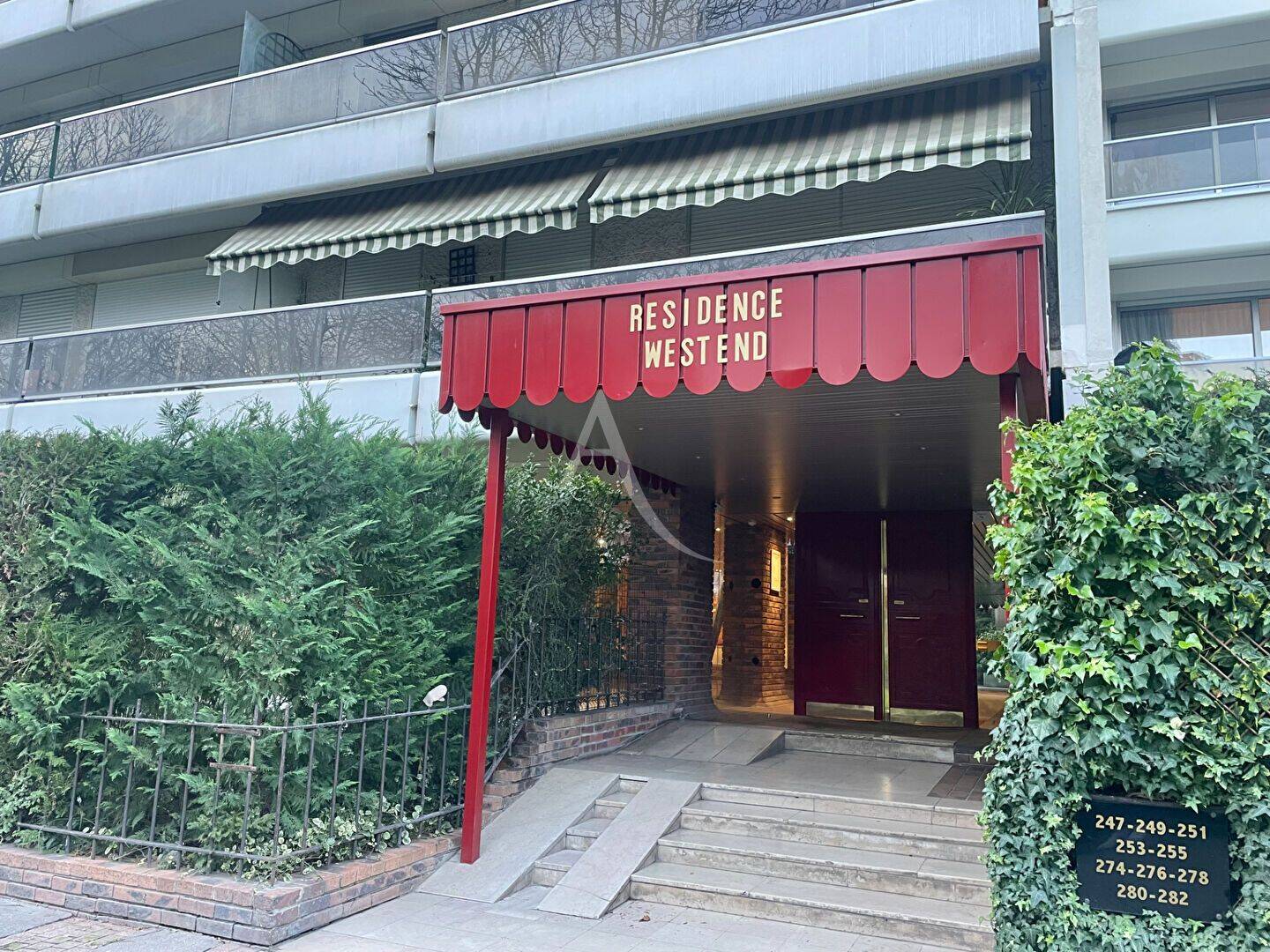 Appartement 1 pièce 28 m² · à Boulogne-Billancourt · 27,6 m² · 1 058 €/mois