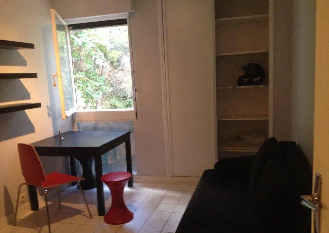 Appartement 1 pièce 15 m² · à Marseille 8ème Arrondissement · 15 m² · 560 €