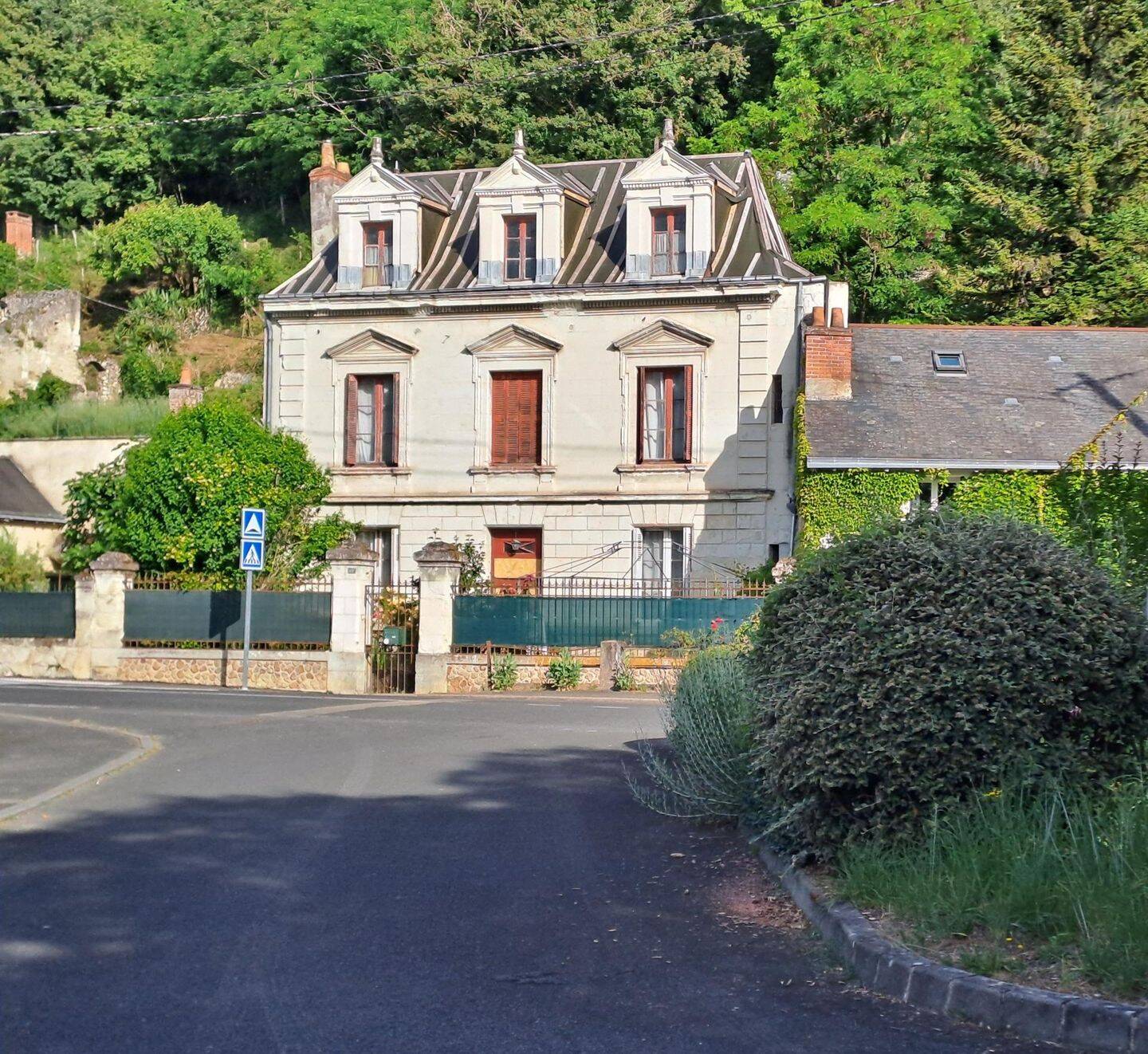 Maison 5 pièces 120 m² · à Saint-Étienne-de-Chigny · 120 m² · 139 000 €