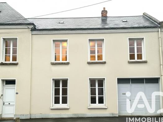 Maison de ville à vendre 95 000 € 6 pièces 4 chambres 118,9 m² 500 m² de terrain Château-la-Vallière 37330