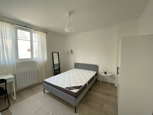 Colocation à louer 330 € 100 m² Étage 1/1 disponible dès maintenant Bagneux Saumur 49400