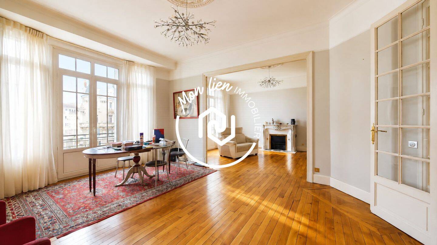 Appartement 5 pièces 147 m² · à Tours · 147 m² · 590 000 €