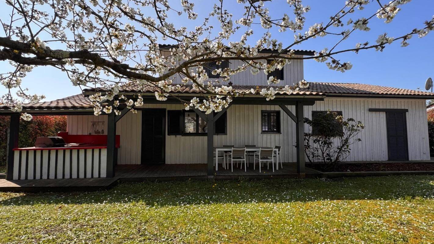 Maison 5 pièces 139 m² · à Lège-Cap-Ferret · 139 m² · 548 000 €
