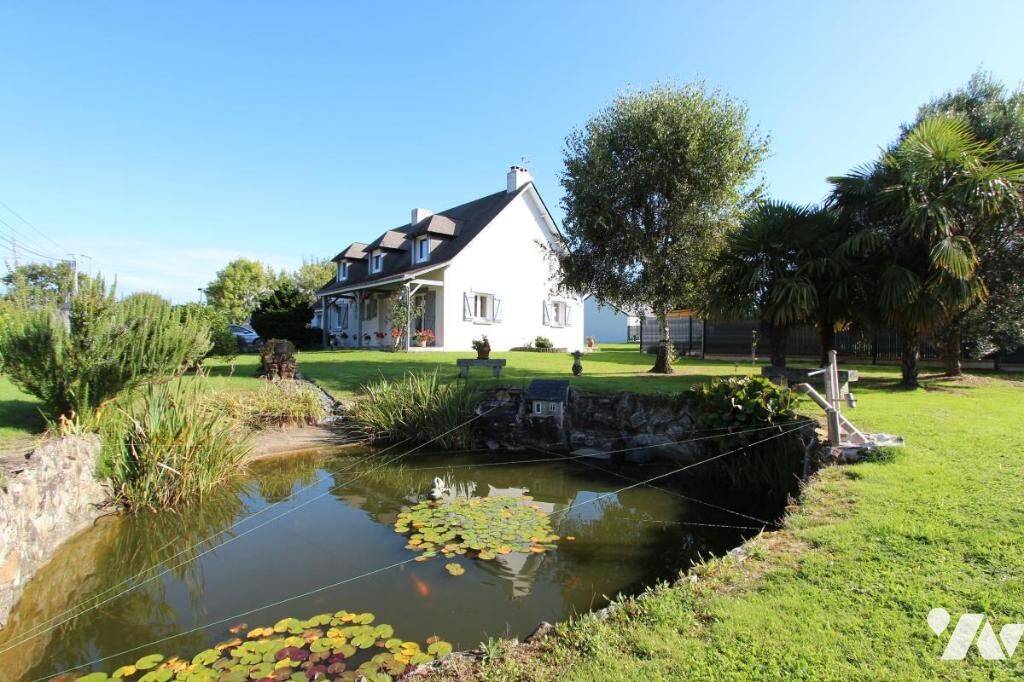 Maison 8 pièces 178 m² · à Ste Luce sur Loire · 178 m² · 472 745 €