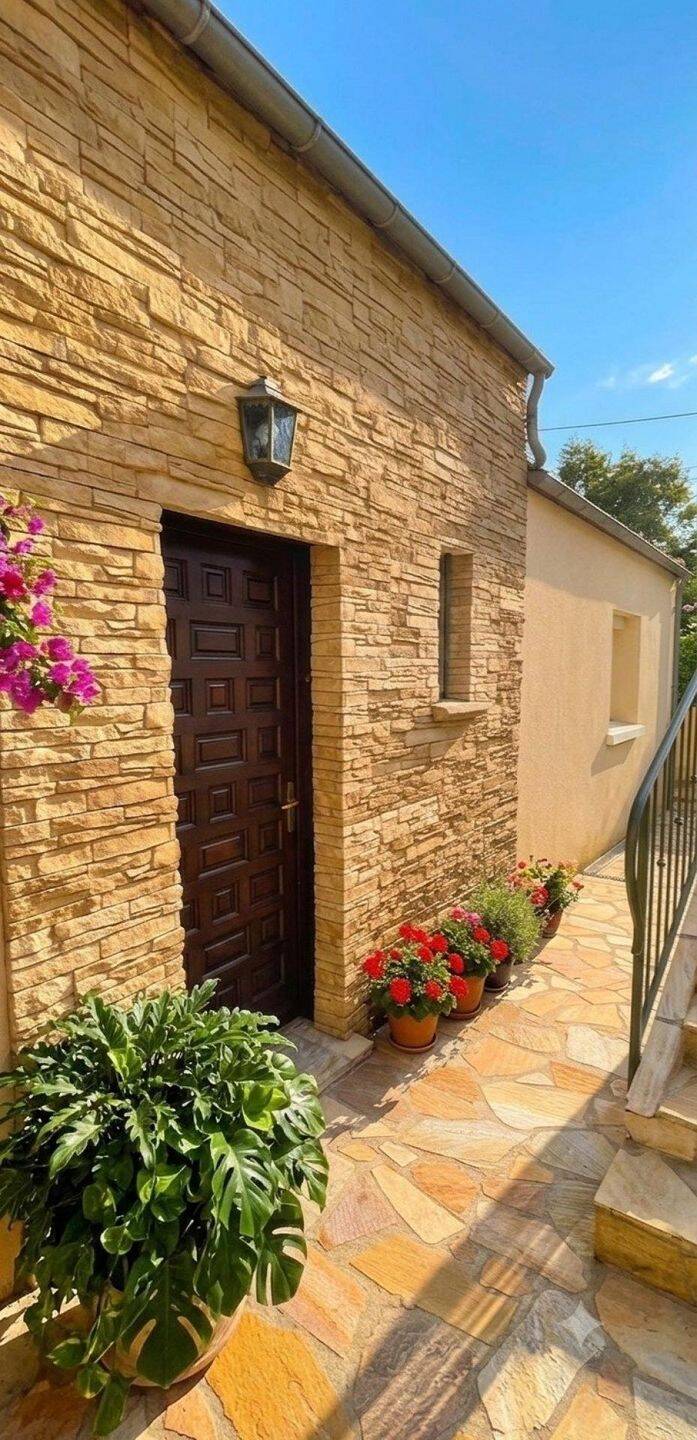 Maison 7 pièces 140 m² · à Cergy · 140 m² · 435 000 €