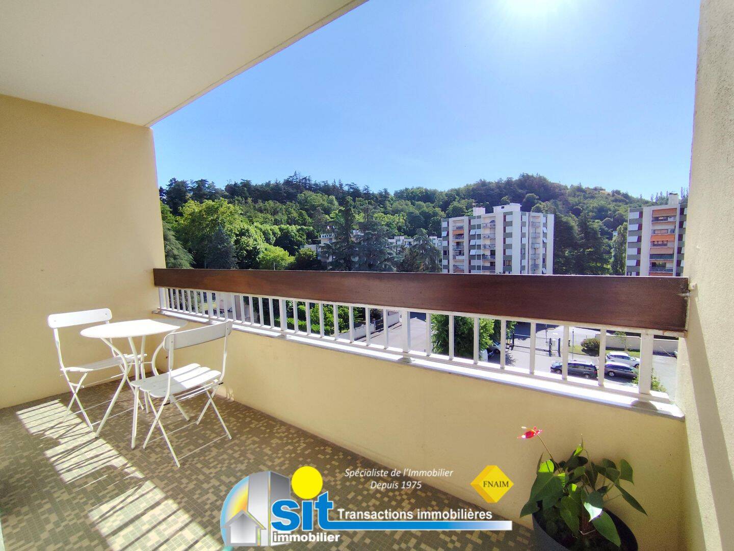 Appartement 4 pièces 104 m² · à Vienne · 104 m² · 199 000 €