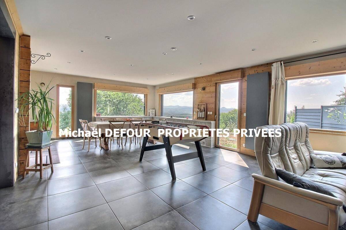 Maison 8 pièces 172 m² · à Lapte · 172 m² · 356 000 €