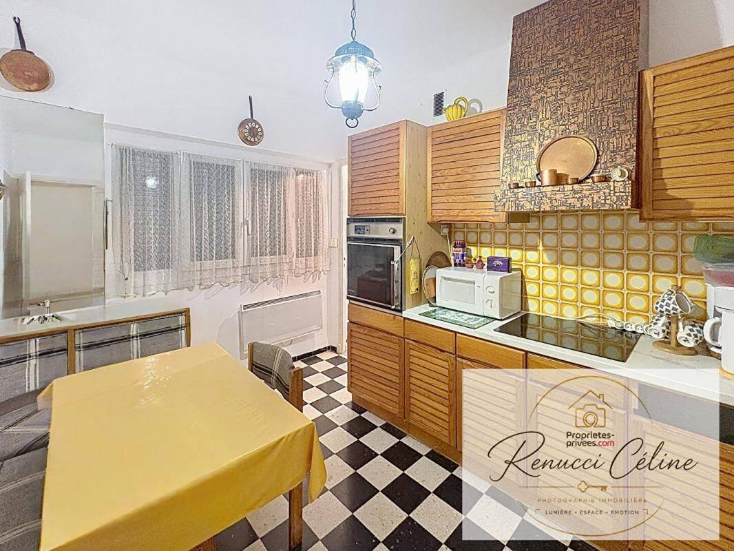 Appartement 3 pièces 67 m² · à Ajaccio · 67 m² · 200 000 €