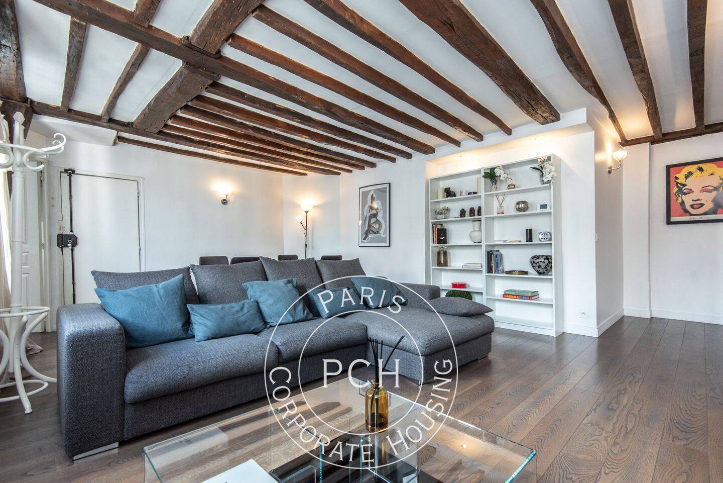 Appartement 3 pièces 71 m² · à Paris 8ème Arrondissement · 71,1 m² · 3 000 €