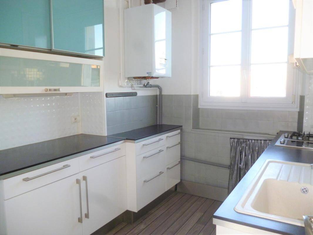 Appartement 3 pièces 54 m² · à Orléans · 54 m² · 668 €