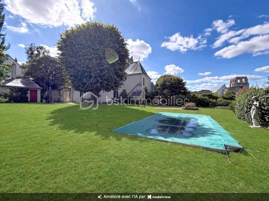Maison 11 pièces 297 m² · à Cormery · 297 m² · 637 000 €