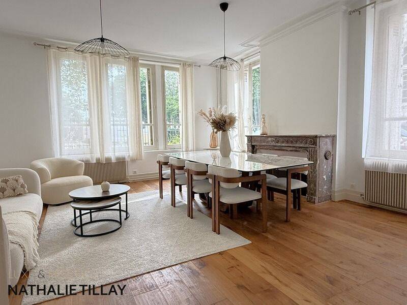 Maison 8 pièces 236 m² · à Orléans · 236 m² · 695 000 €