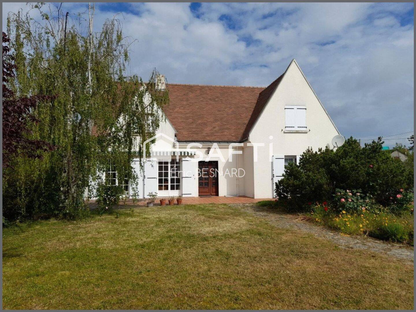 Maison 8 pièces 167 m² · à Chinon · 167 m² · 265 000 €