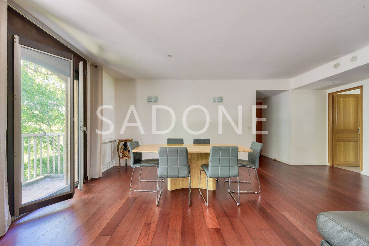 Appartement 4 pièces 91 m² · à Neuilly-sur-Seine · 91 m² · 1 200 000 €