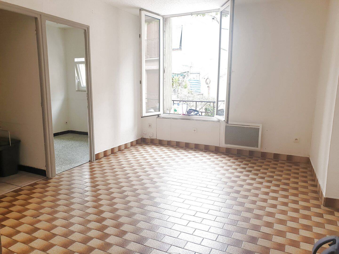 Appartement 4 pièces 77 m² · à Clermont-l'Hérault · 76,9 m² · 717 €/mois