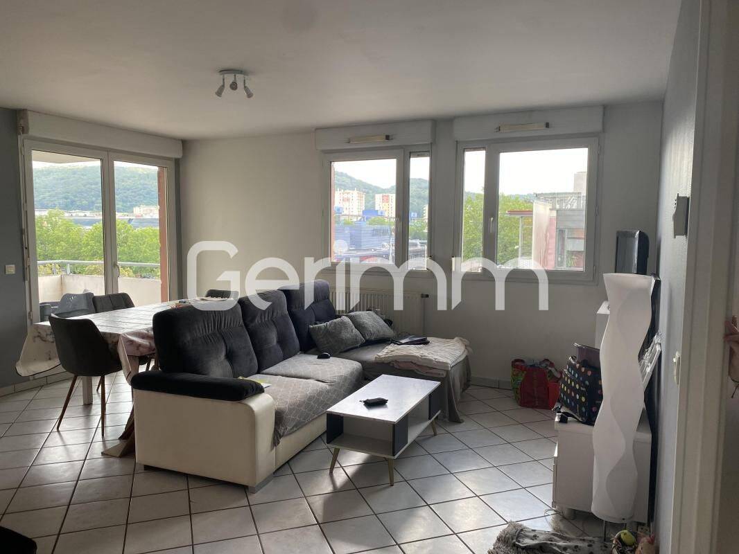 Appartement 2 pièces 54 m² · à Échirolles · 54 m² · 762 €