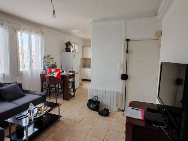 Appartement à vendre 94 000 € 3 pièces 2 chambres 52,5 m² Étage 3/4 Le Canet Marseille 14ème arrondissement 13014