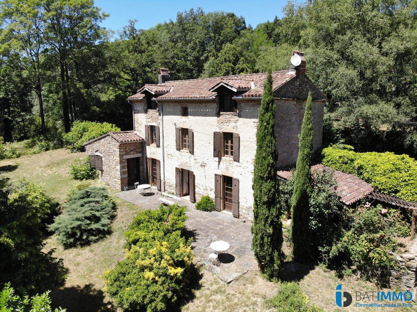 Maison 6 pièces 195 m² · à Saint-Amans-Valtoret · 195 m² · 395 000 €