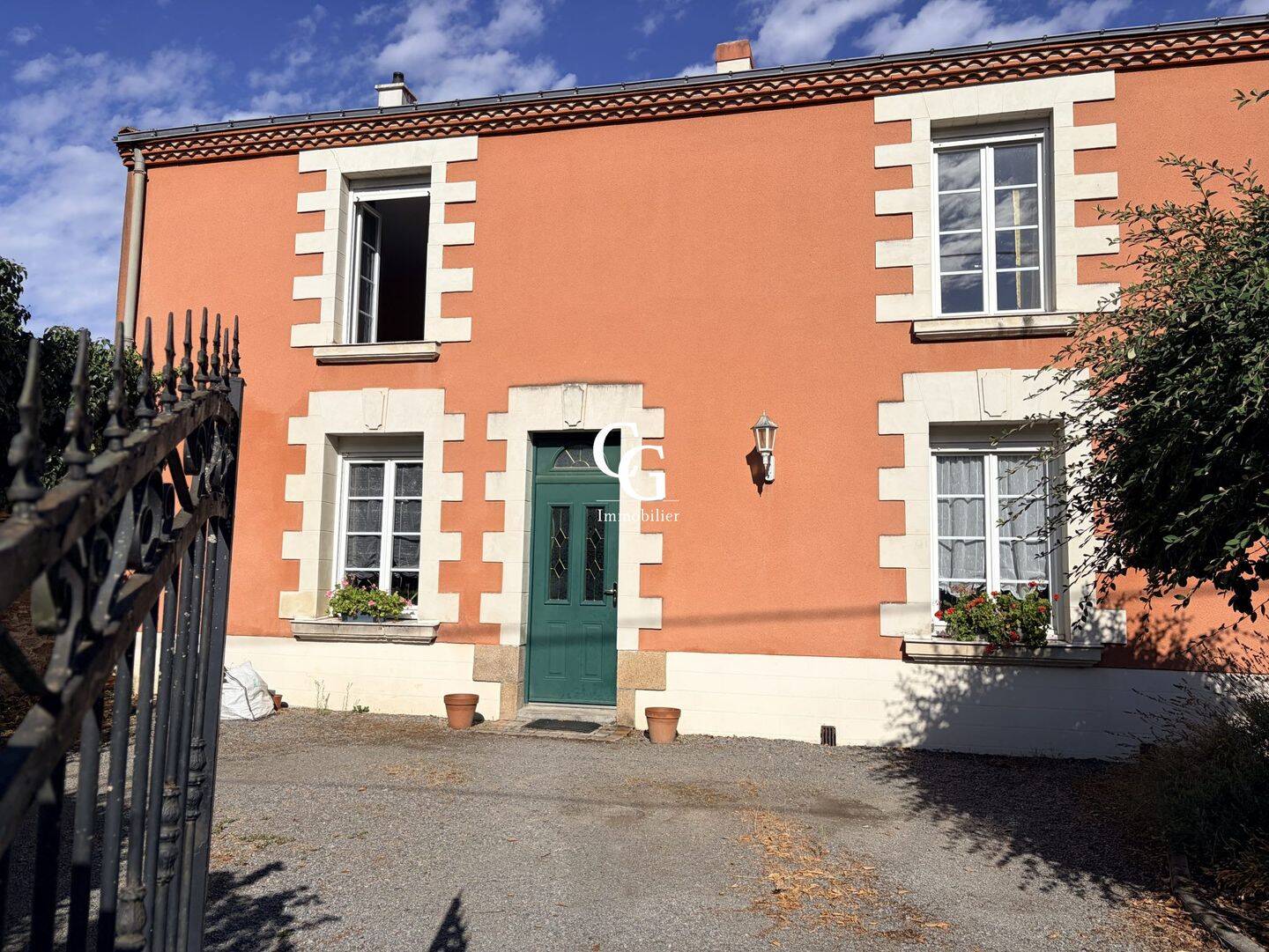 Maison 6 pièces 186 m² · à Rezé · 185,7 m² · 1 590 €/mois