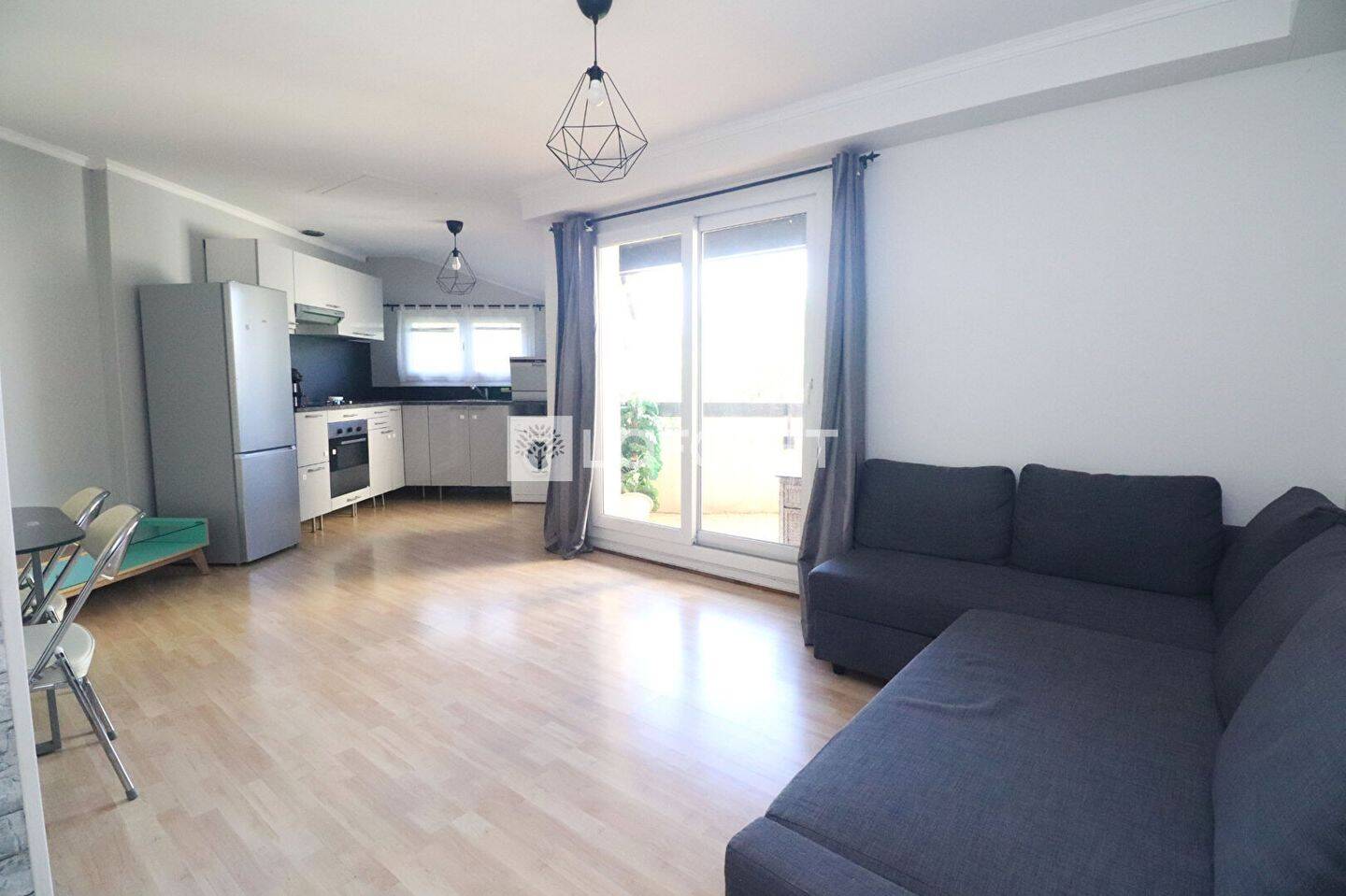 Appartement 2 pièces 46 m² · à Conflans-Sainte-Honorine · 45,7 m² · 900 €/mois