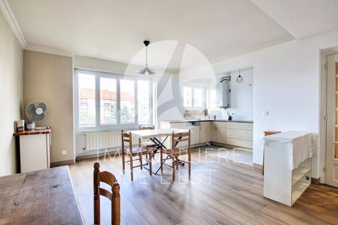 Appartement 4 pièces 75 m² · à Lyon 8ème Arrondissement · 75 m² · 1 130 €/mois