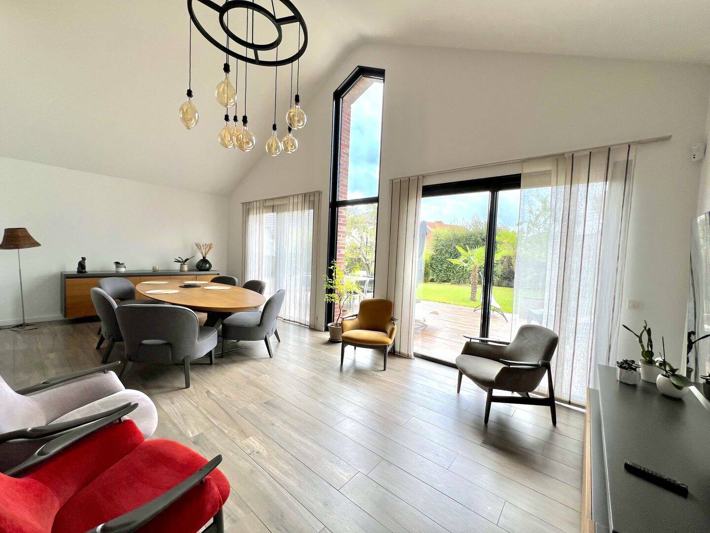 Maison 6 pièces 183 m² · à Frelinghien · 183 m² · 669 000 €
