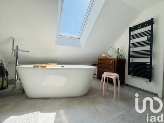 Maison à vendre 219 500 € 8 pièces 6 chambres 188 m² 2 230 m² de terrain Souleuvre en Bocage 14350