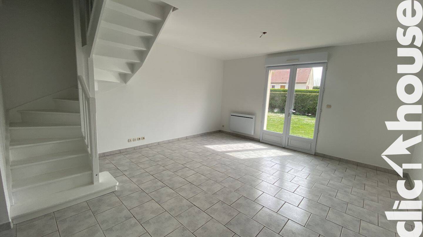 Maison 4 pièces 61 m² · à Ver-sur-Mer · 60,8 m² · 830 €/mois
