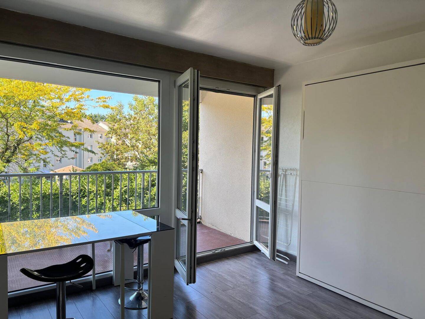 Appartement 1 pièce 30 m² · à Ferney-Voltaire · 30 m² · 860 €/mois