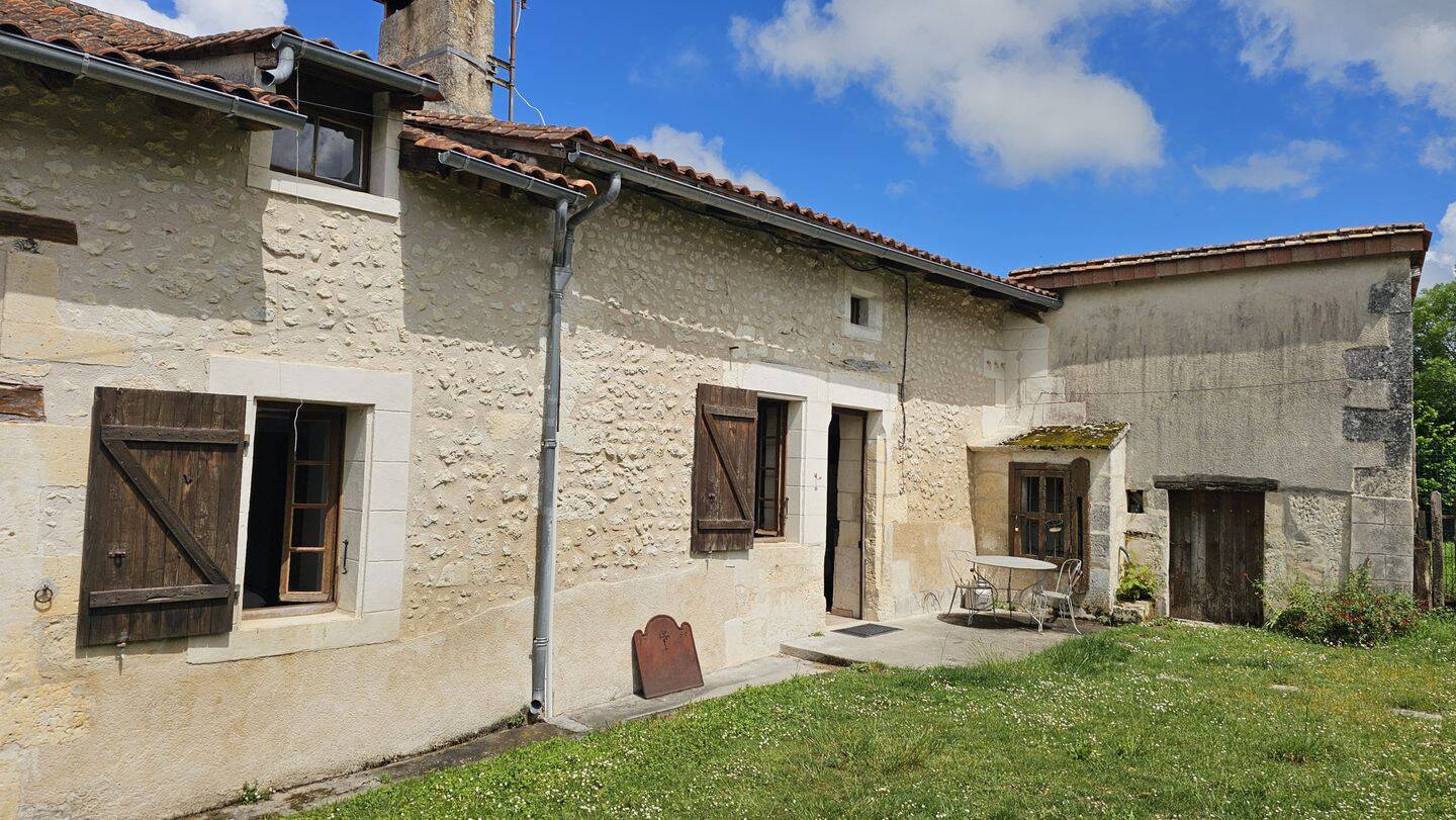 Maison 5 pièces 157 m² · à Montagrier · 157 m² · 239 000 €