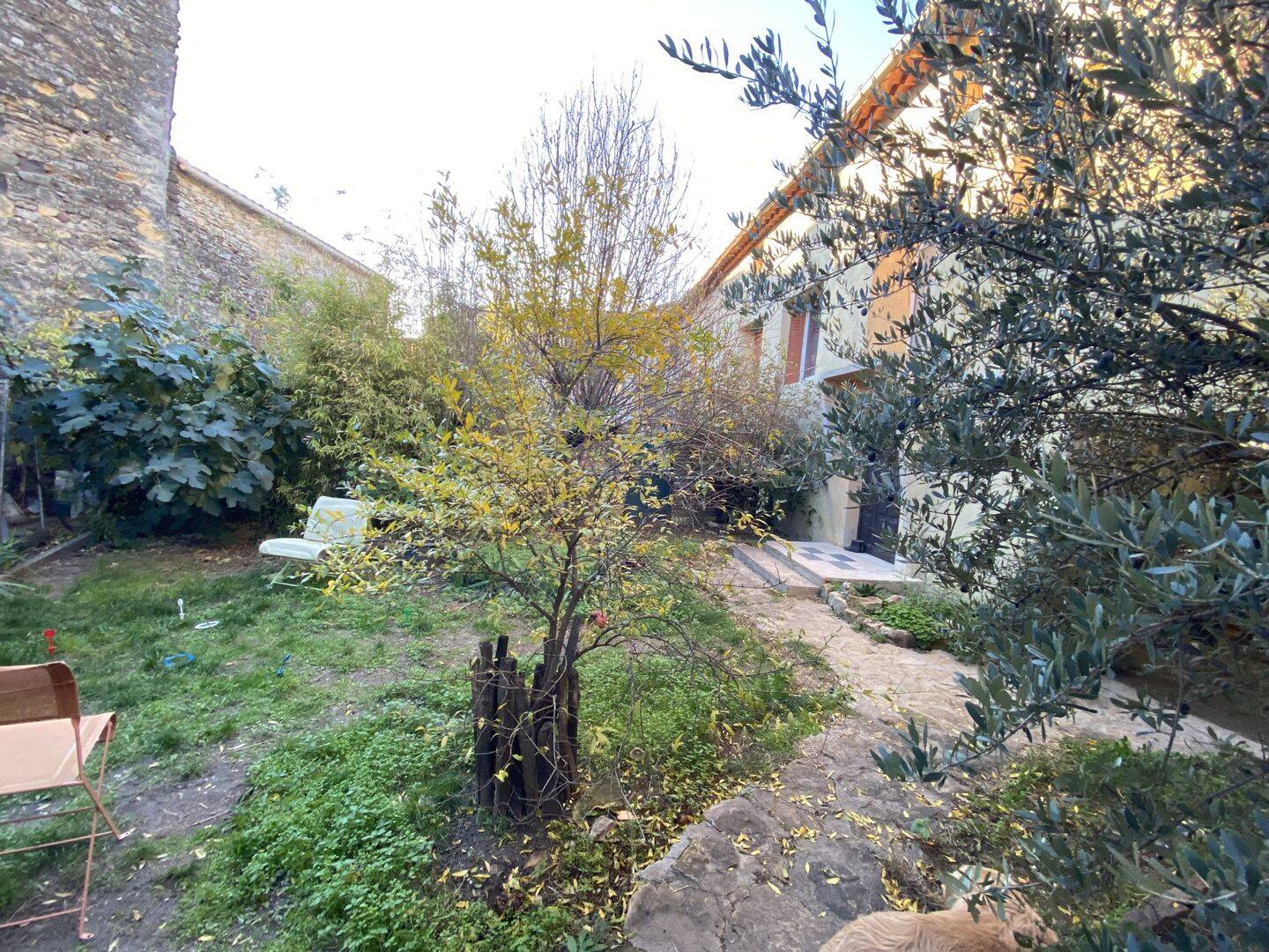 Maison 7 pièces 180 m² · à Saint-Marcel-de-Careiret · 180 m² · 215 000 €