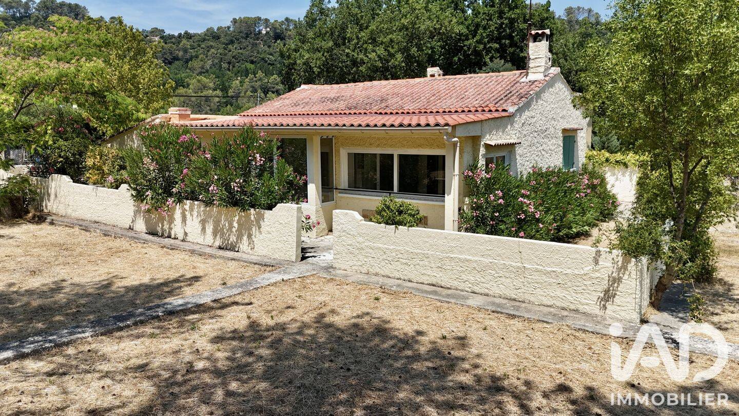 Maison 5 pièces 119 m² · à Méounes-lès-Montrieux · 119,2 m² · 349 000 €