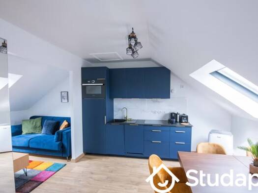 Appartement à louer 1 459 € 2 pièces 55 m² 2ème étage Chaperon Vert Gentilly 94250