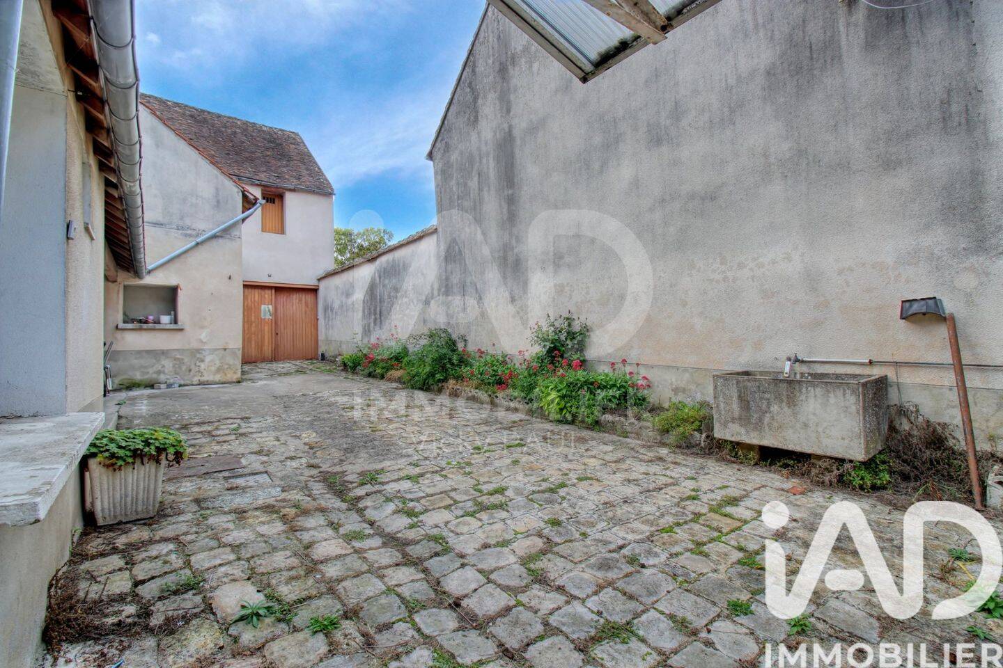 Maison 5 pièces 131 m² · à Puiseaux · 131 m² · 155 000 €