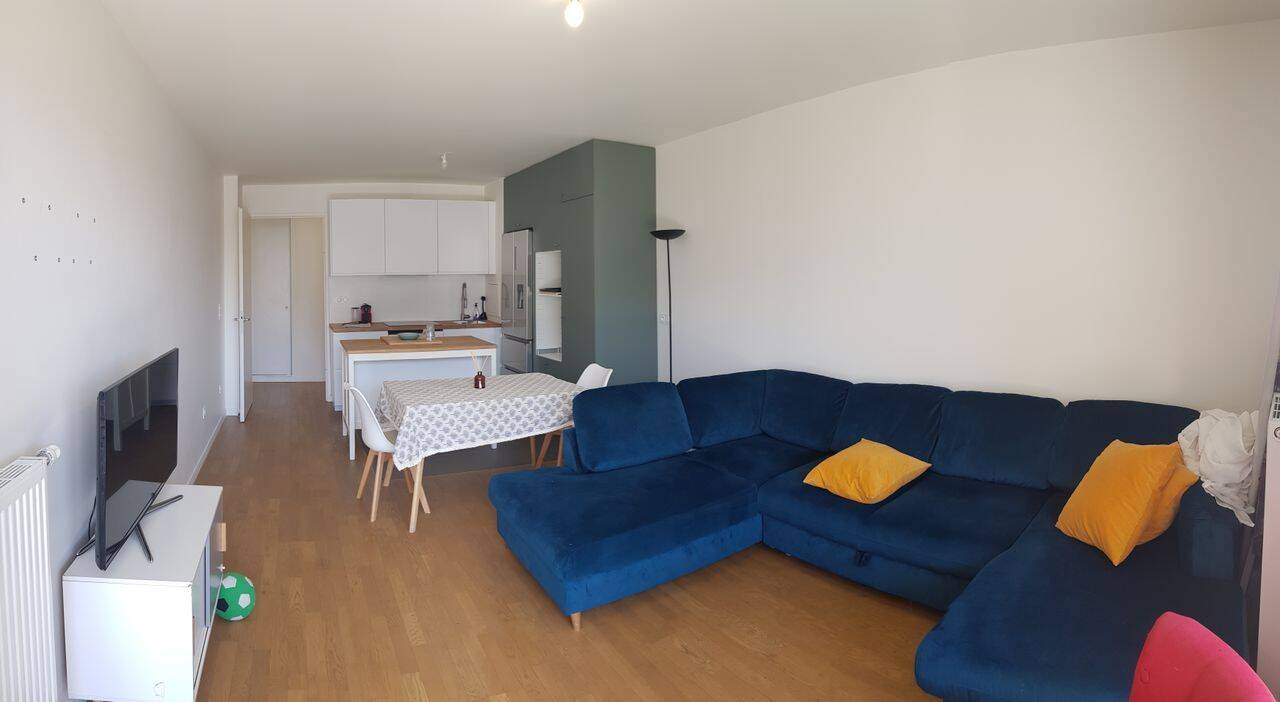 Appartement 4 pièces 79 m² · à Pantin · 79 m² · 1 800 €