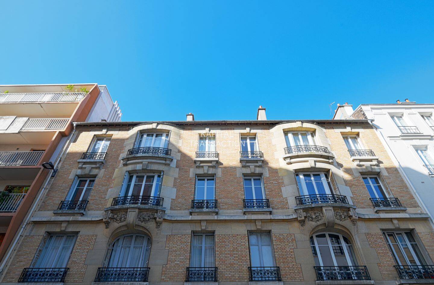 Appartement 3 pièces 64 m² · à Paris 15ème Arrondissement · 64 m² · 585 000 €