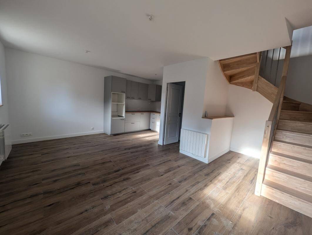 Appartement 2 pièces 50 m² · à Jouy-le-Châtel · 50 m² · 701 €