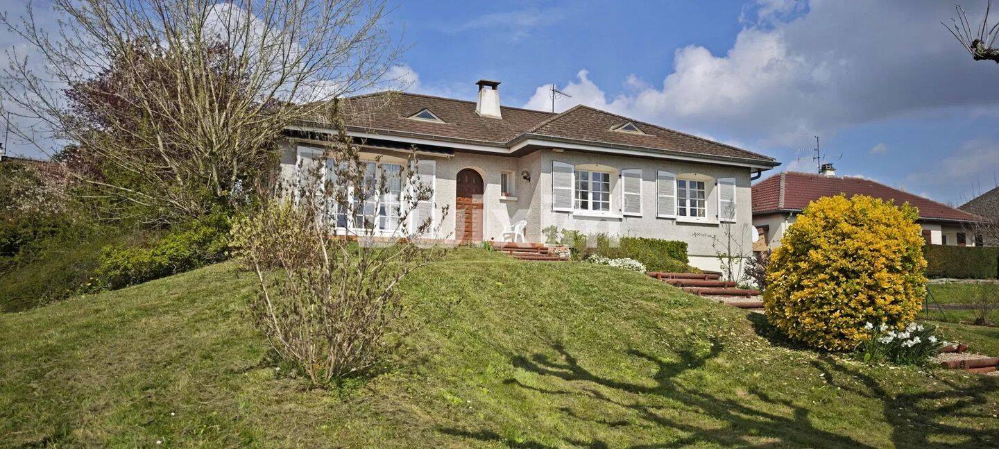 Maison 4 pièces 96 m² · à Dole · 96 m² · 230 000 €