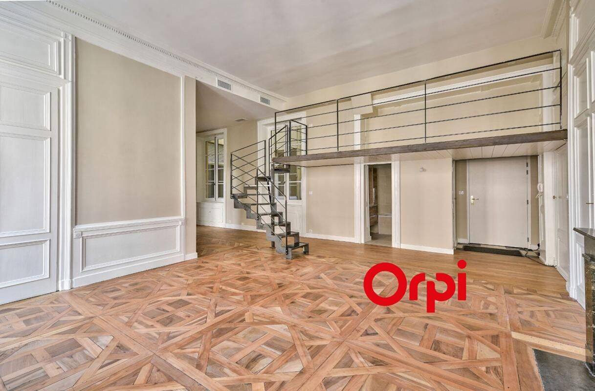 Appartement 3 pièces 93 m² · à Lyon 2ème Arrondissement · 92,6 m² · 1 836 €/mois