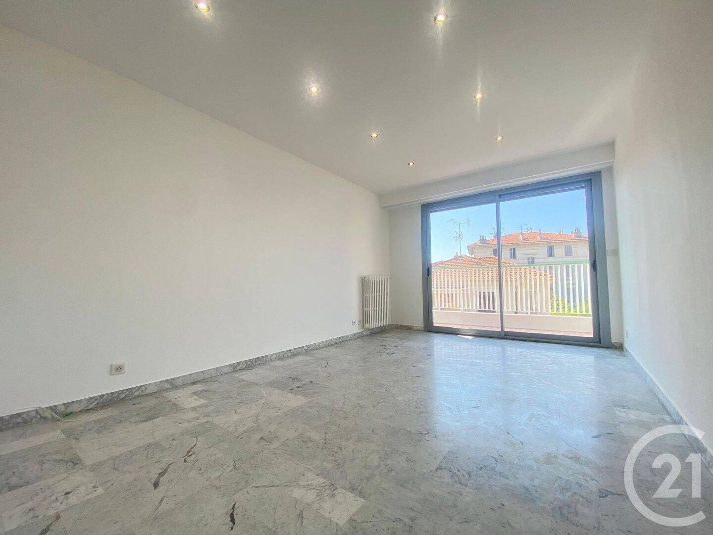 Appartement 1 pièce 35 m² · à Nice · 35 m² · 733 €/mois