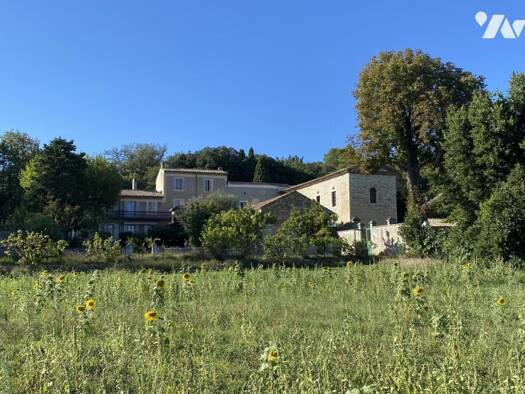 Maison à vendre 775 000 € 1 pièce 4 chambres 300 m² 2 777 m² de terrain Montélimar 26200