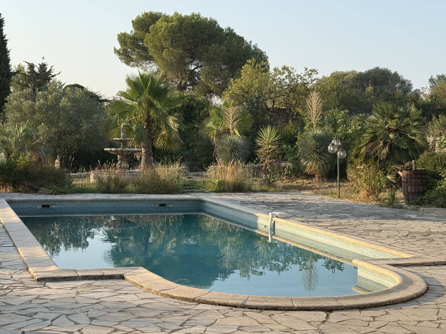 Maison 7 pièces 300 m² · à Poussan · 300 m² · 680 000 €